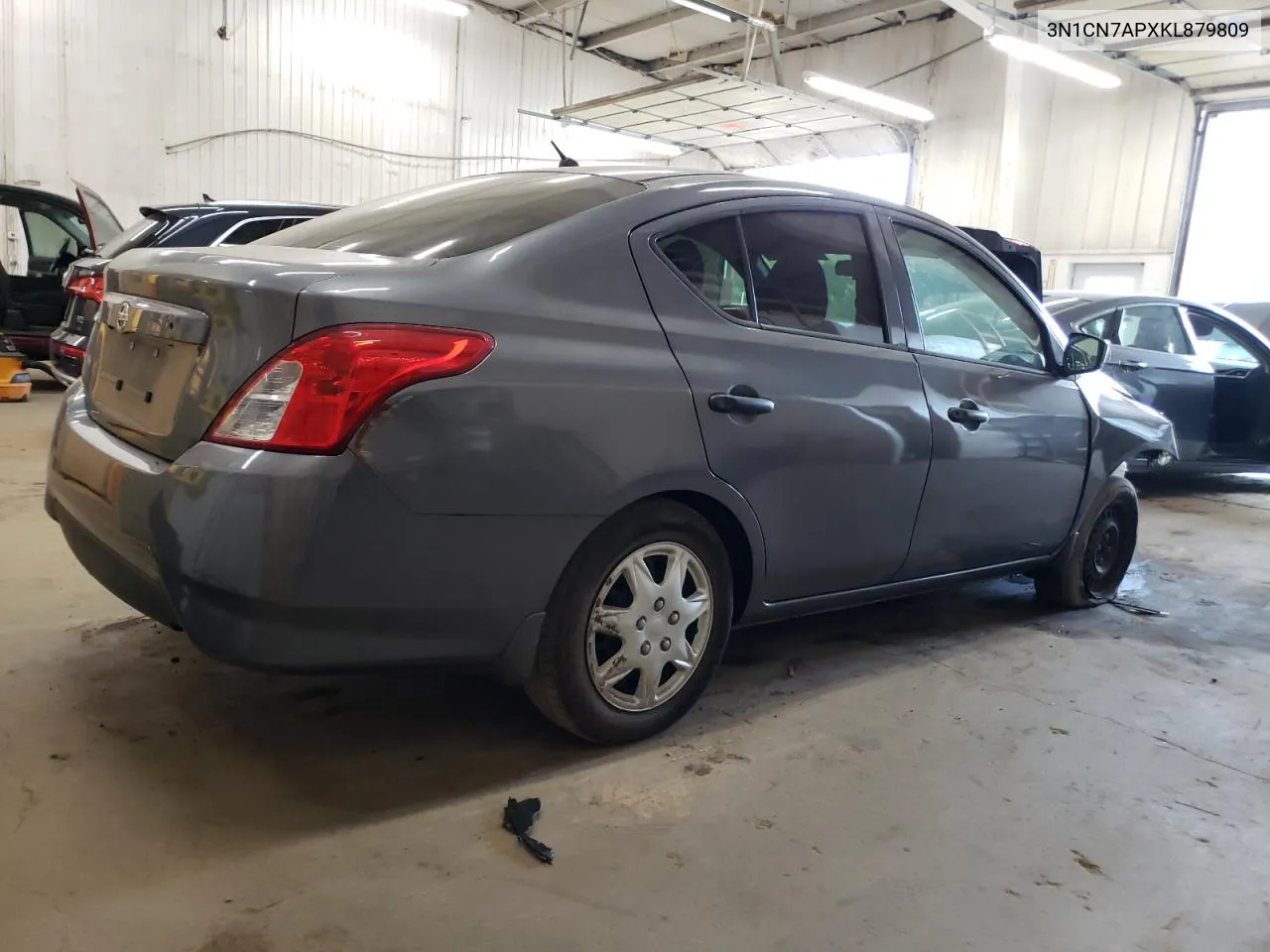 2019 Nissan Versa S VIN: 3N1CN7APXKL879809 Lot: 68108944