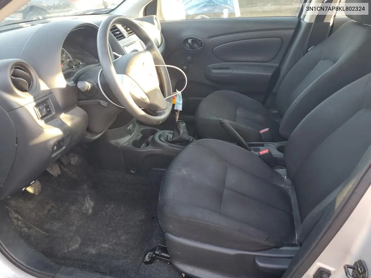 3N1CN7AP8KL802324 2019 Nissan Versa S