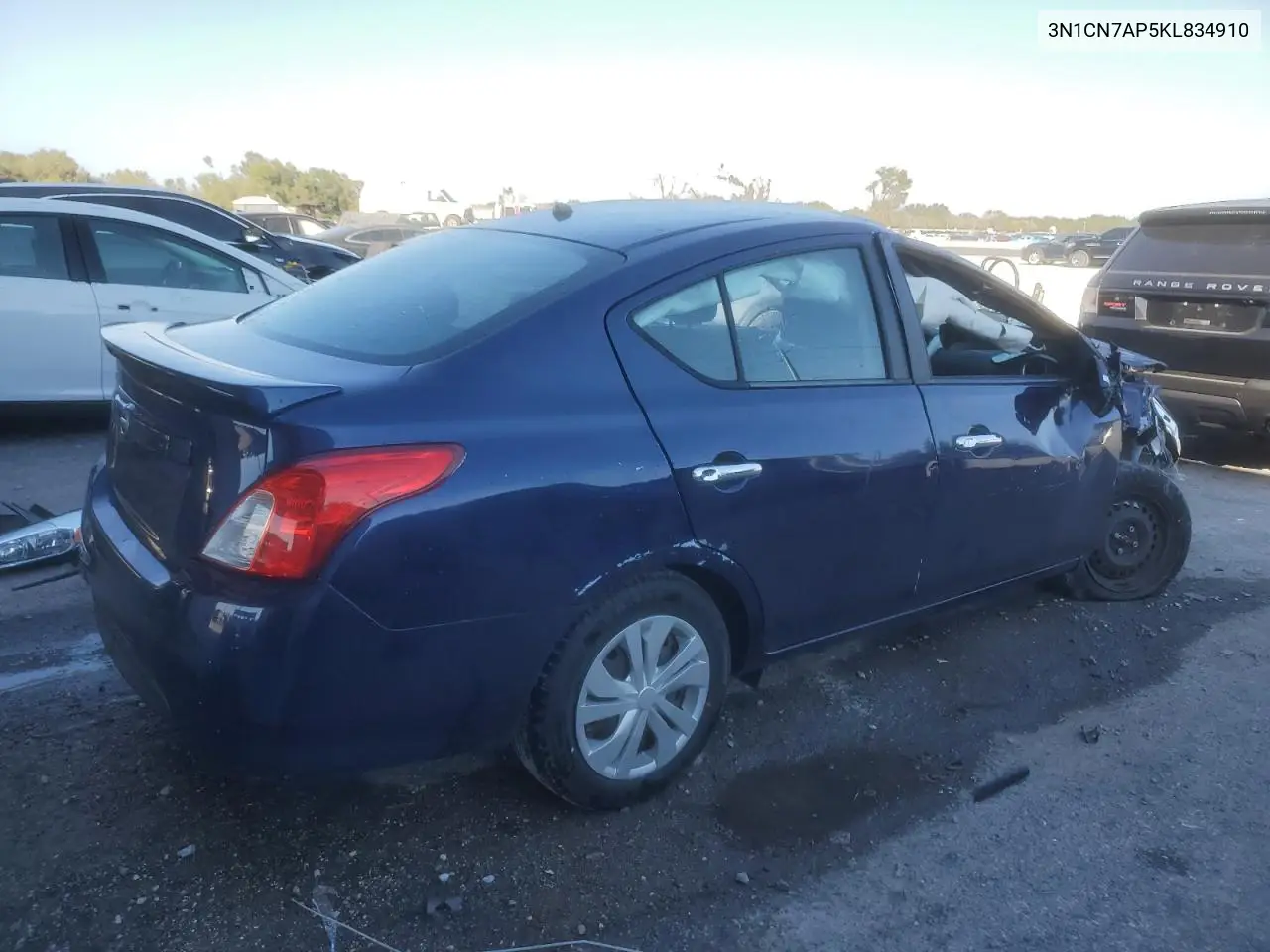 3N1CN7AP5KL834910 2019 Nissan Versa S