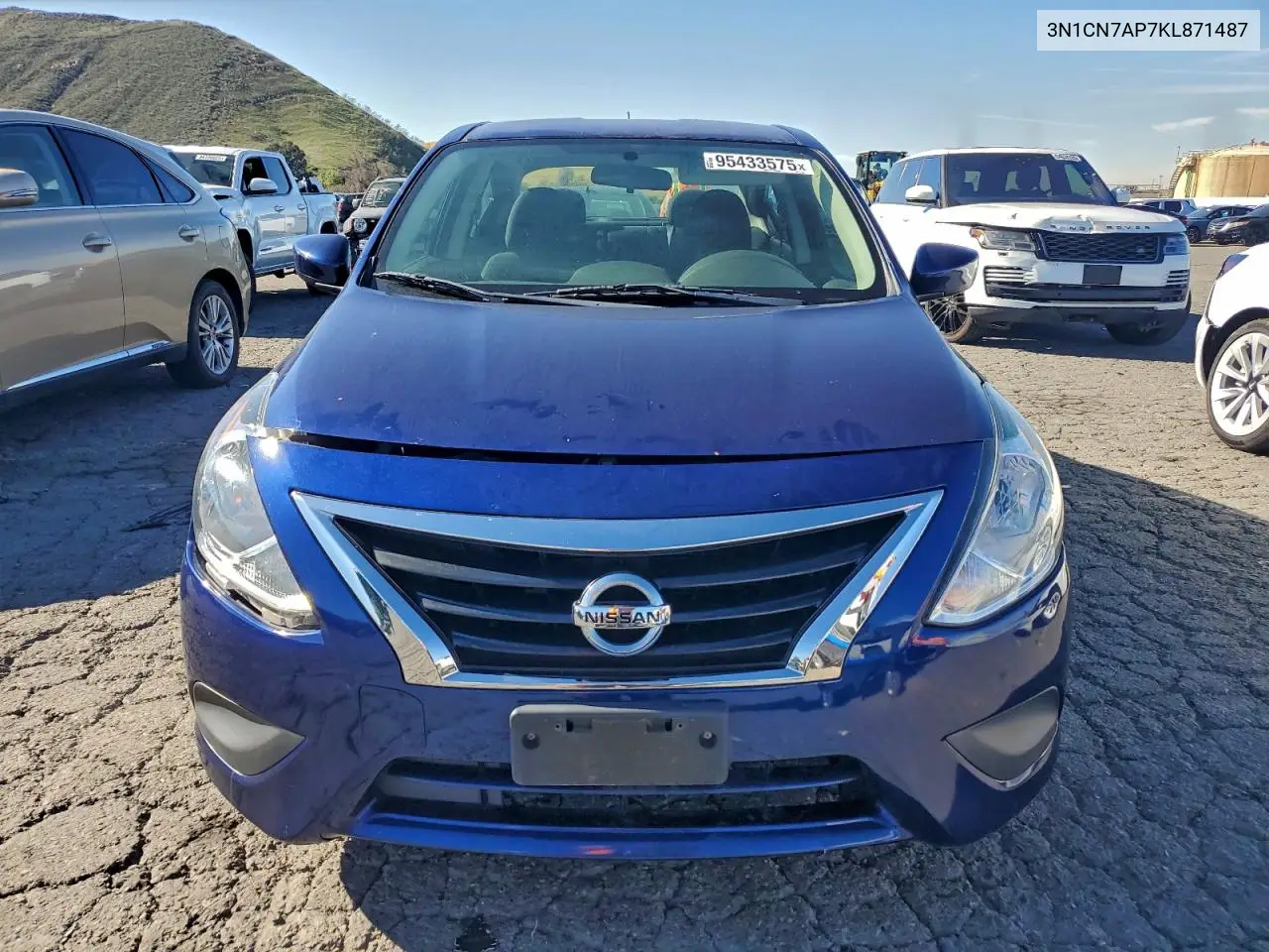 3N1CN7AP7KL871487 2019 Nissan Versa S