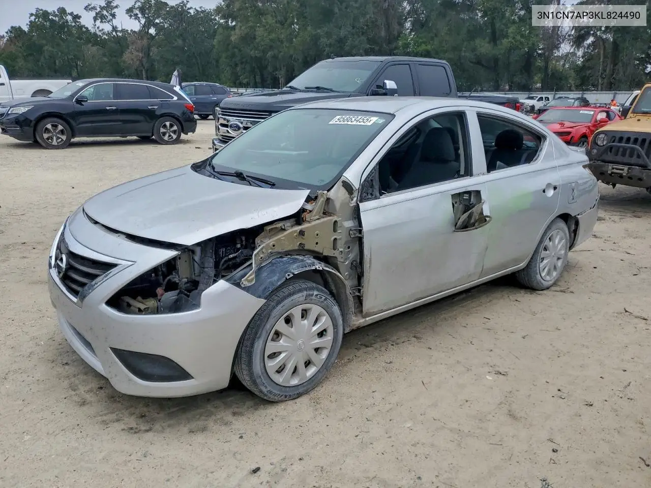 3N1CN7AP3KL824490 2019 Nissan Versa S