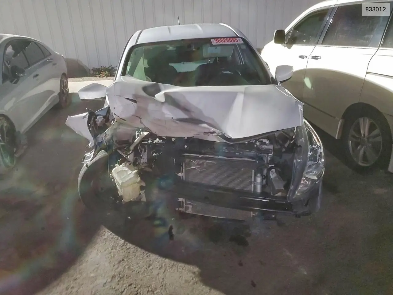 833012 2019 Nissan Versa S