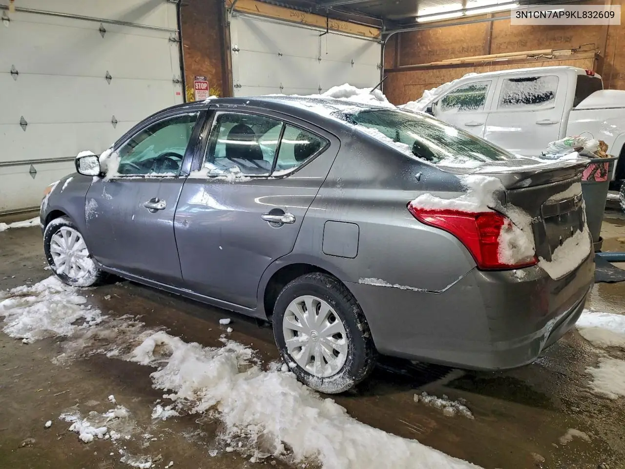3N1CN7AP9KL832609 2019 Nissan Versa S