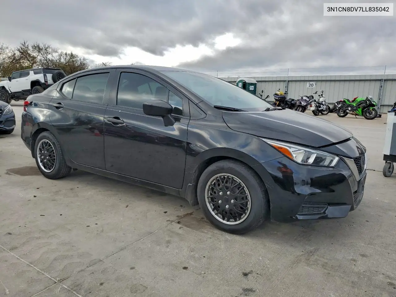 3N1CN8DV7LL835042 2020 Nissan Versa S
