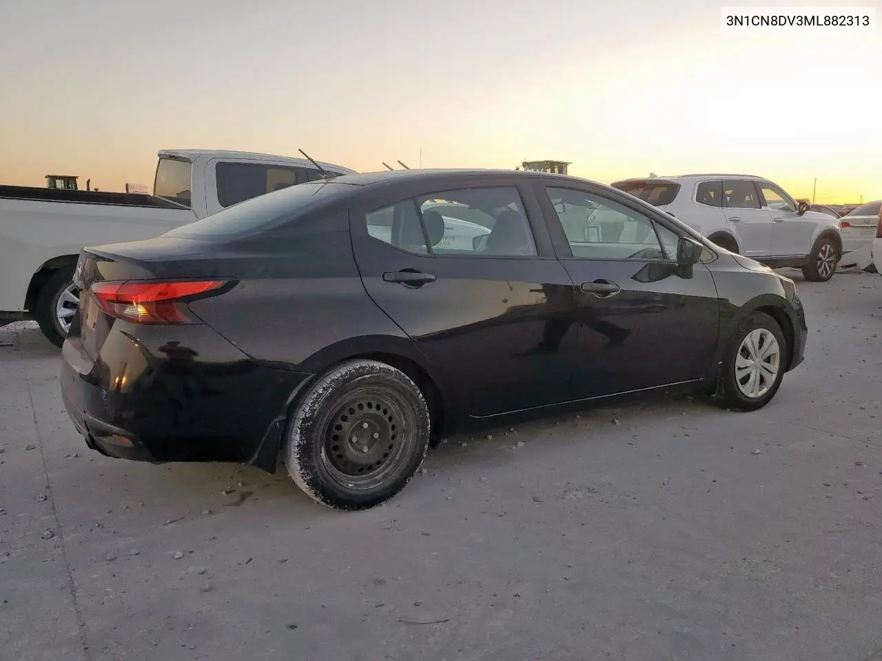 3N1CN8DV3ML882313 2021 Nissan Versa S