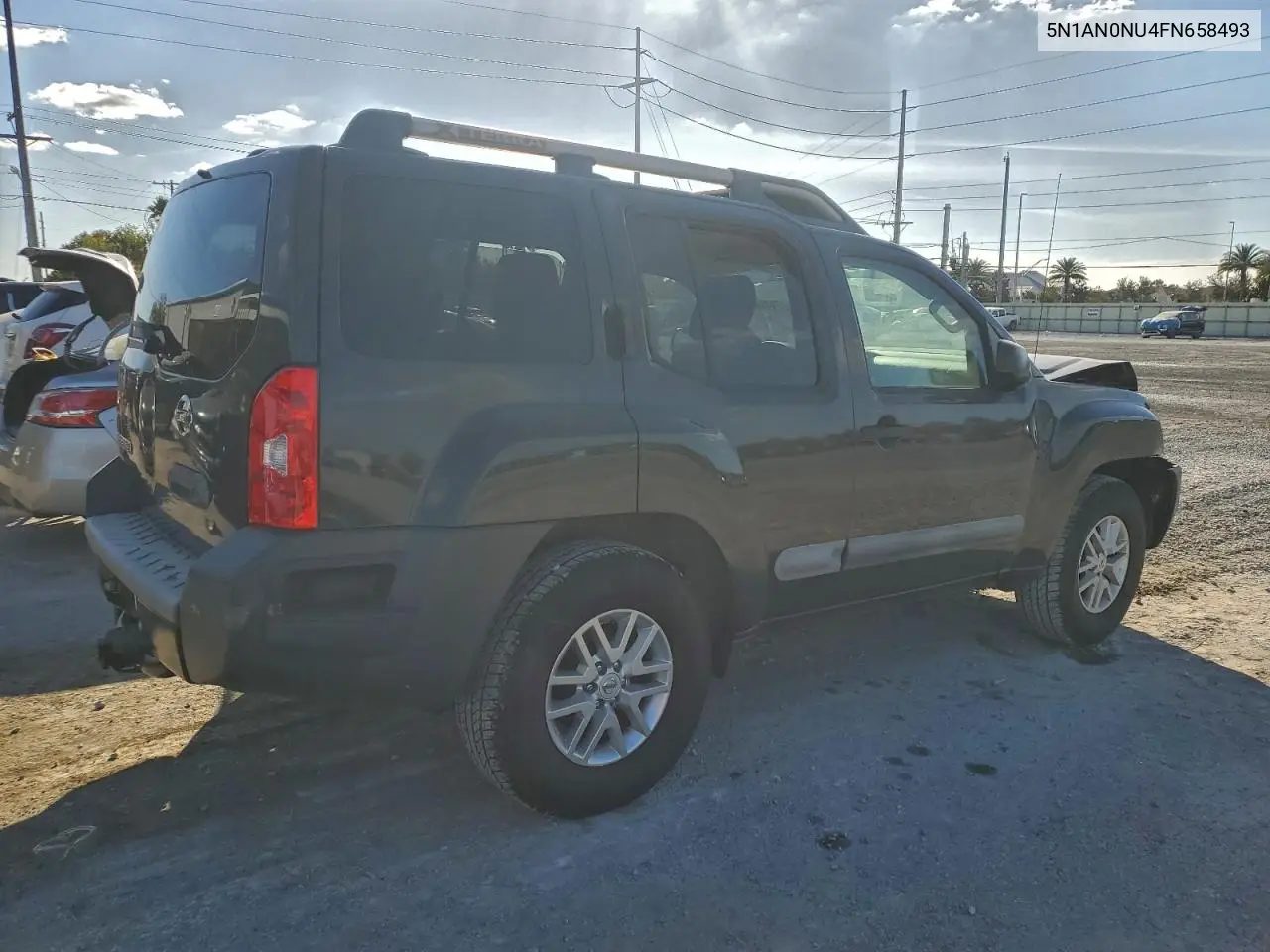 5N1AN0NU4FN658493 2015 Nissan Xterra X