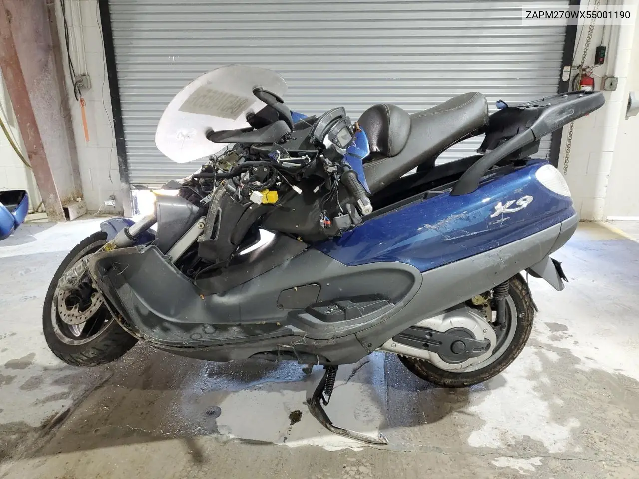 ZAPM270WX55001190 2005 Piaggio X9 Evolution 500