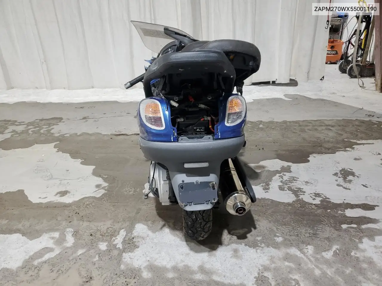 ZAPM270WX55001190 2005 Piaggio X9 Evolution 500