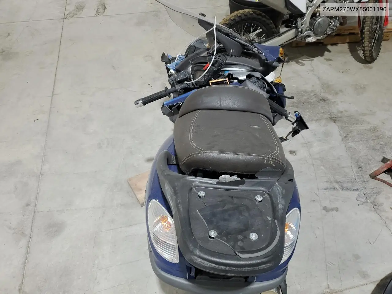 ZAPM270WX55001190 2005 Piaggio X9 Evolution 500