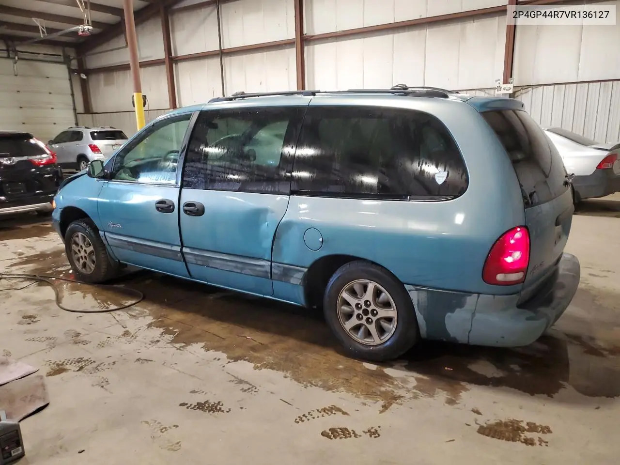 2P4GP44R7VR136127 1997 Plymouth Grand Voyager Se