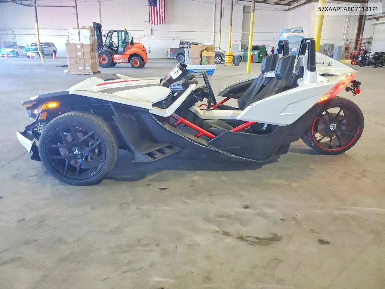57XAAPFA8G7118171 2016 Polaris Slingshot Sl