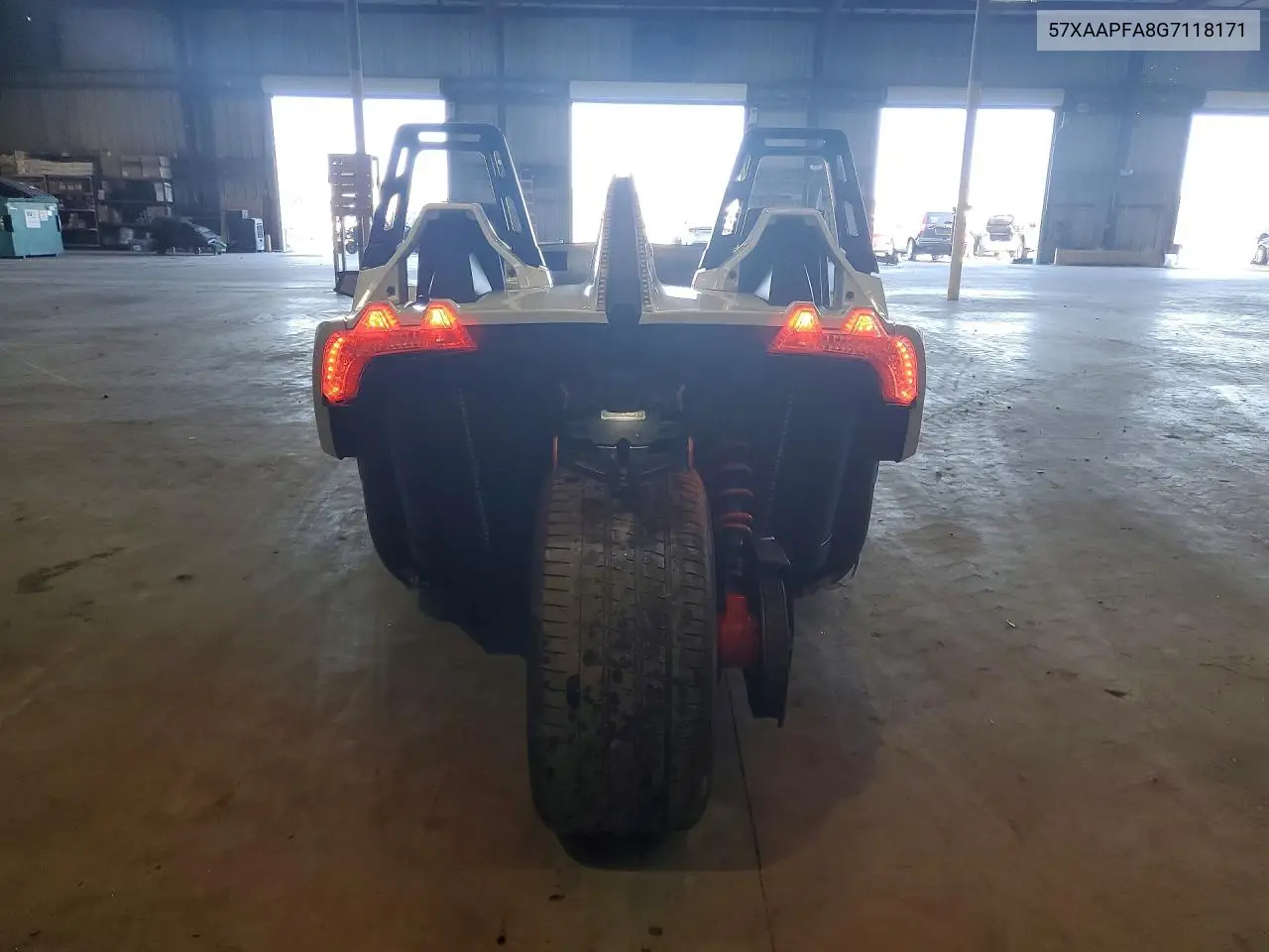 57XAAPFA8G7118171 2016 Polaris Slingshot Sl