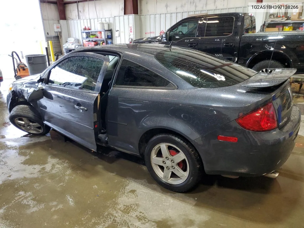 2009 Pontiac G5 VIN: 1G2AS18H397138266 Lot: 52649504