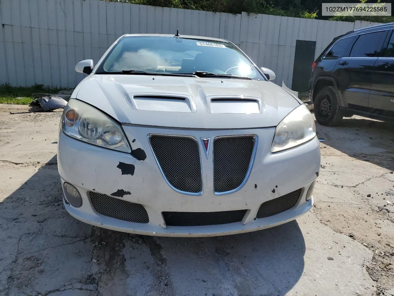 1G2ZM177694225585 2009 Pontiac G6 Gxp