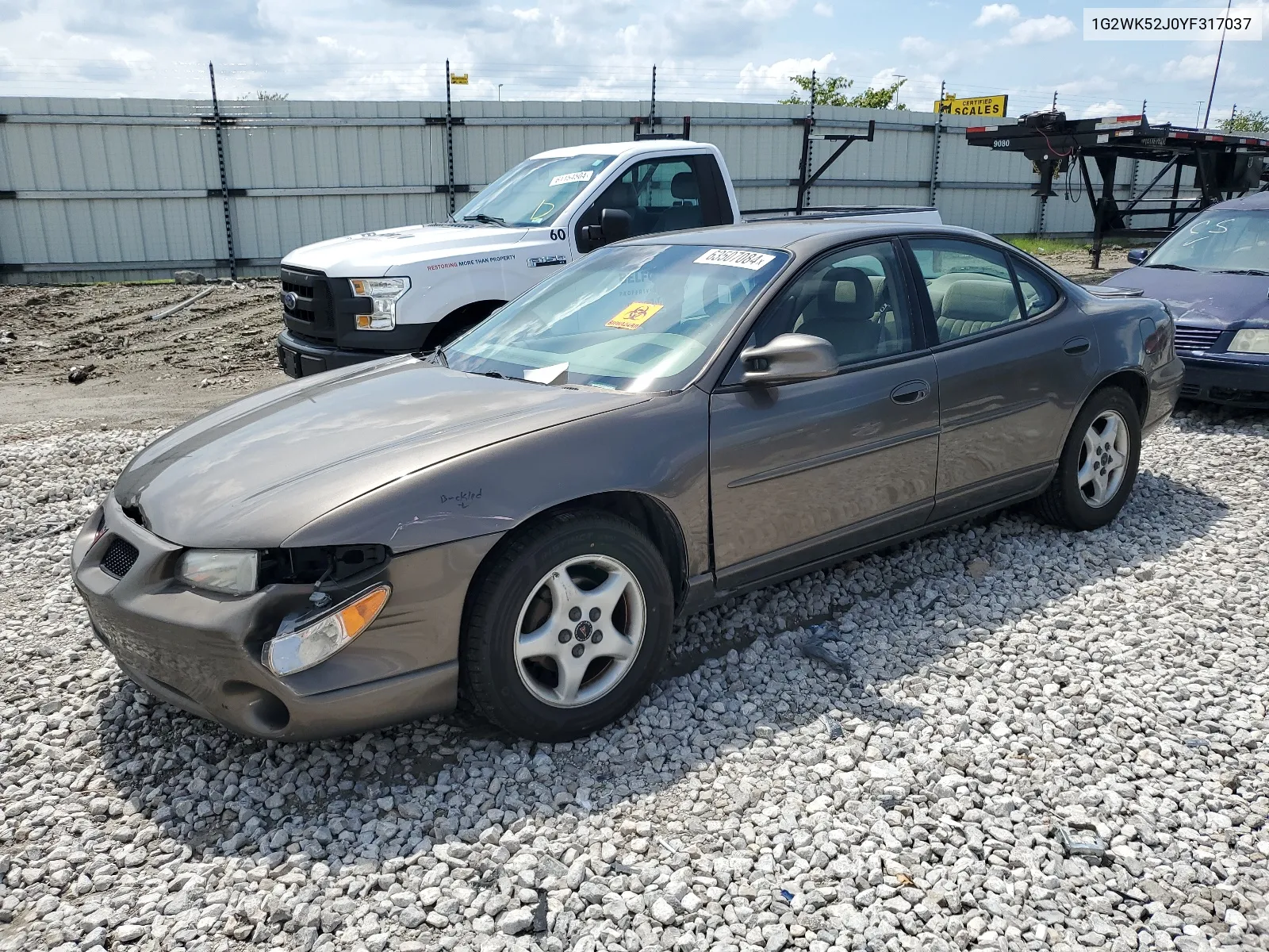 1G2WK52J0YF317037 2000 Pontiac Grand Prix Se1