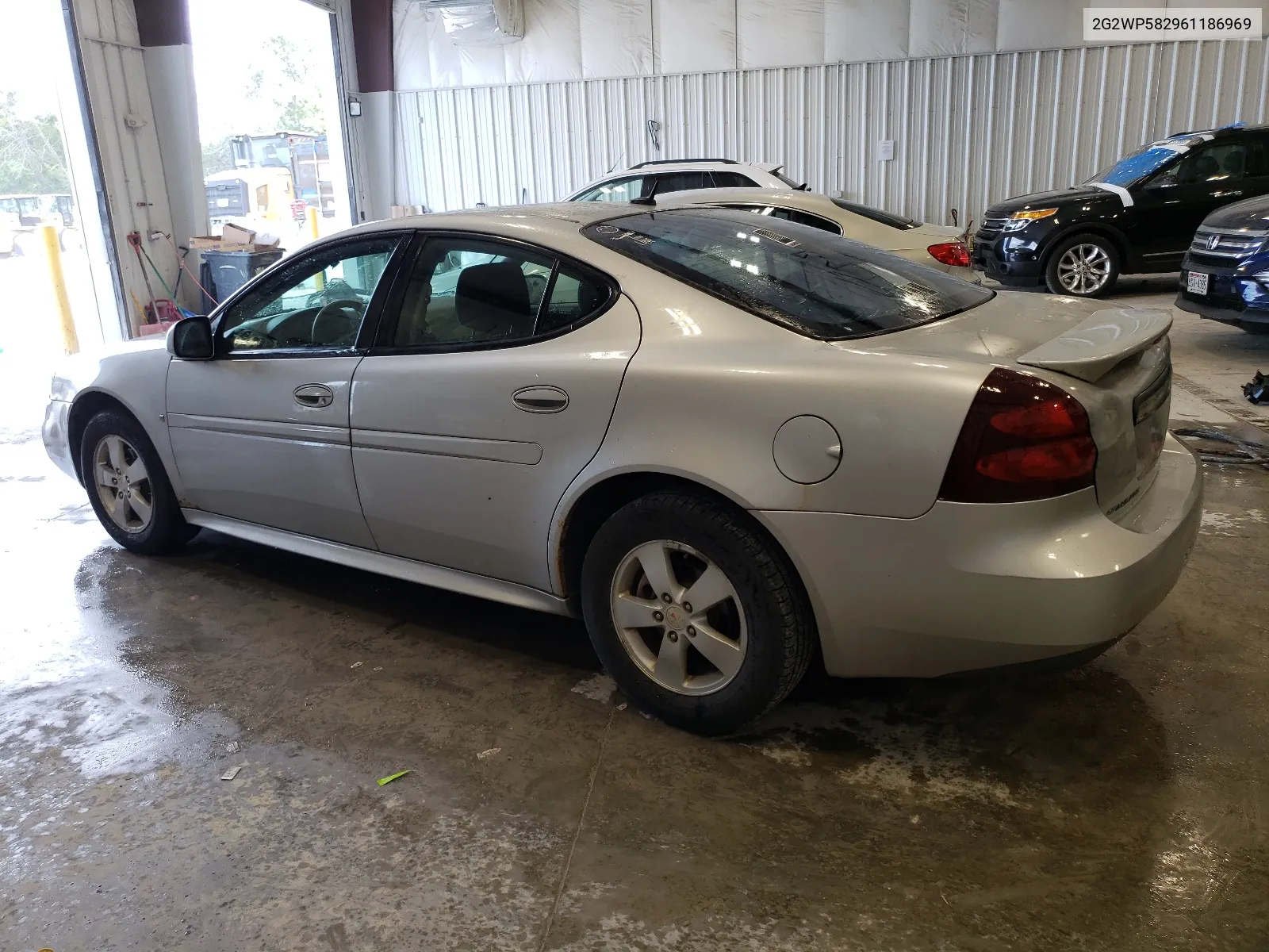 2006 Pontiac Grand Prix VIN: 2G2WP582961186969 Lot: 63131764