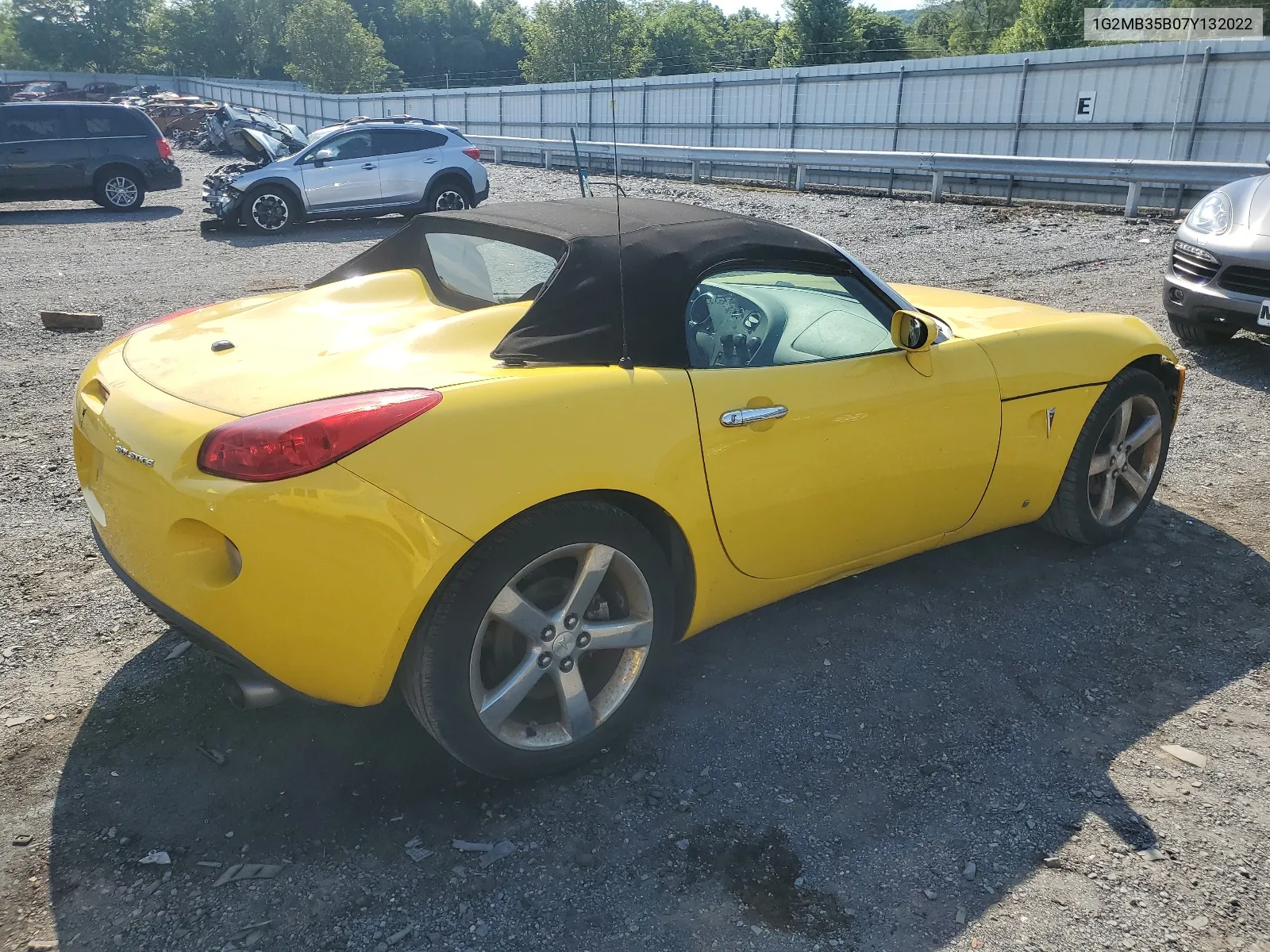 2007 Pontiac Solstice VIN: 1G2MB35B07Y132022 Lot: 61264124