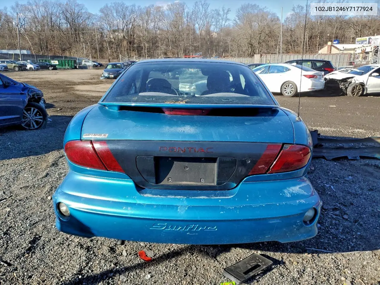 1G2JB1246Y7177924 2000 Pontiac Sunfire Se