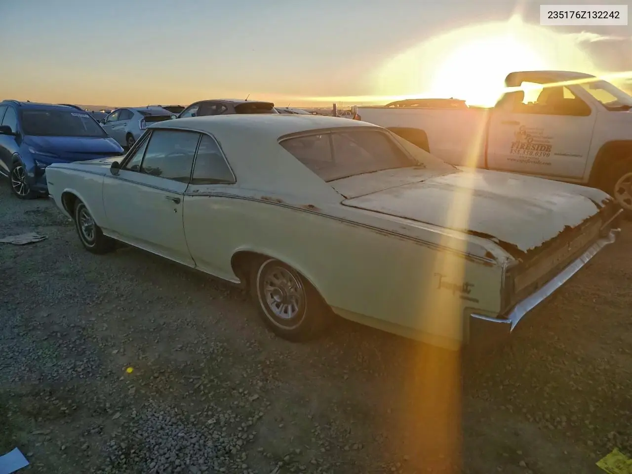 235176Z132242 1966 Pontiac Tempest