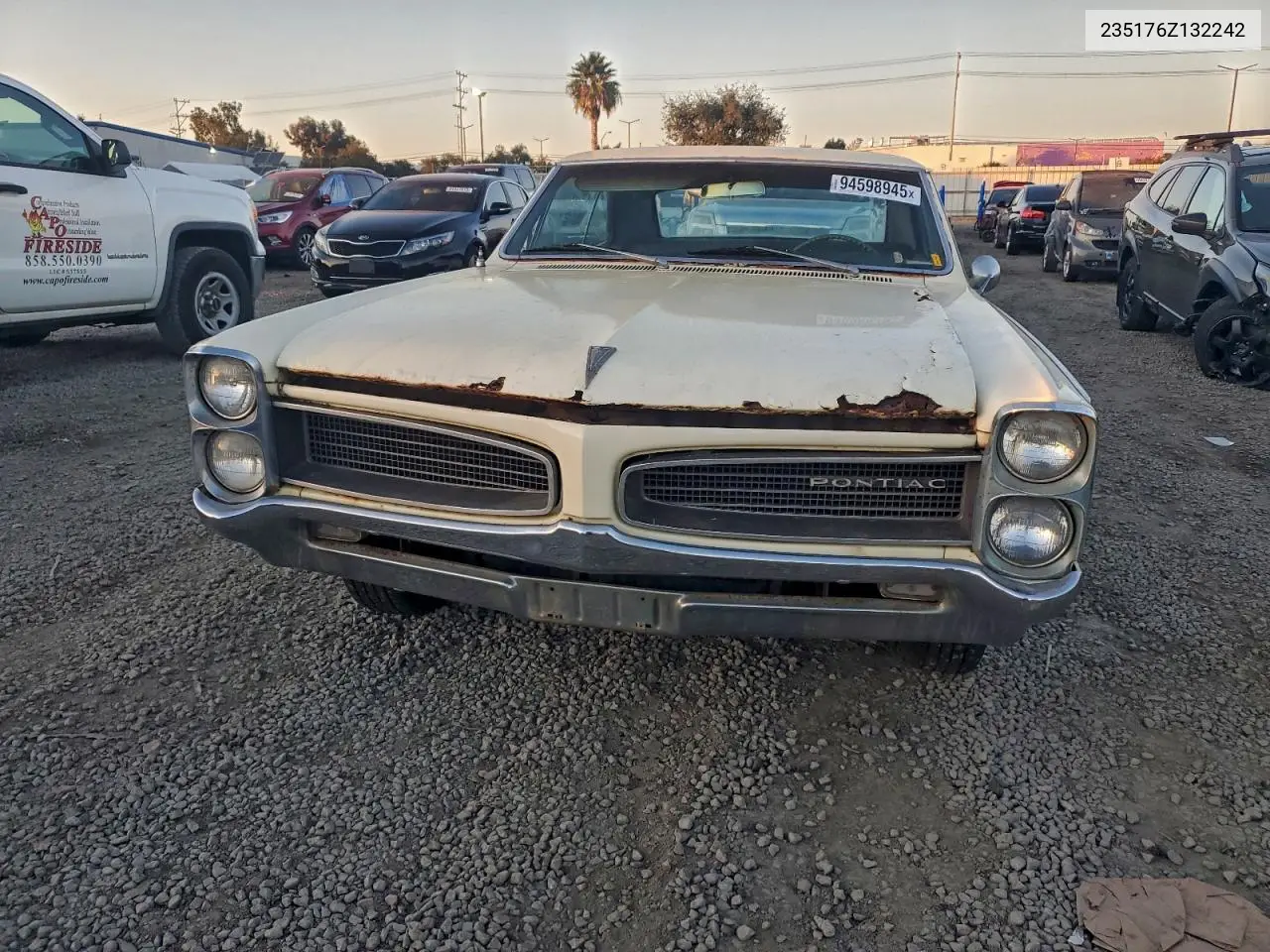 235176Z132242 1966 Pontiac Tempest