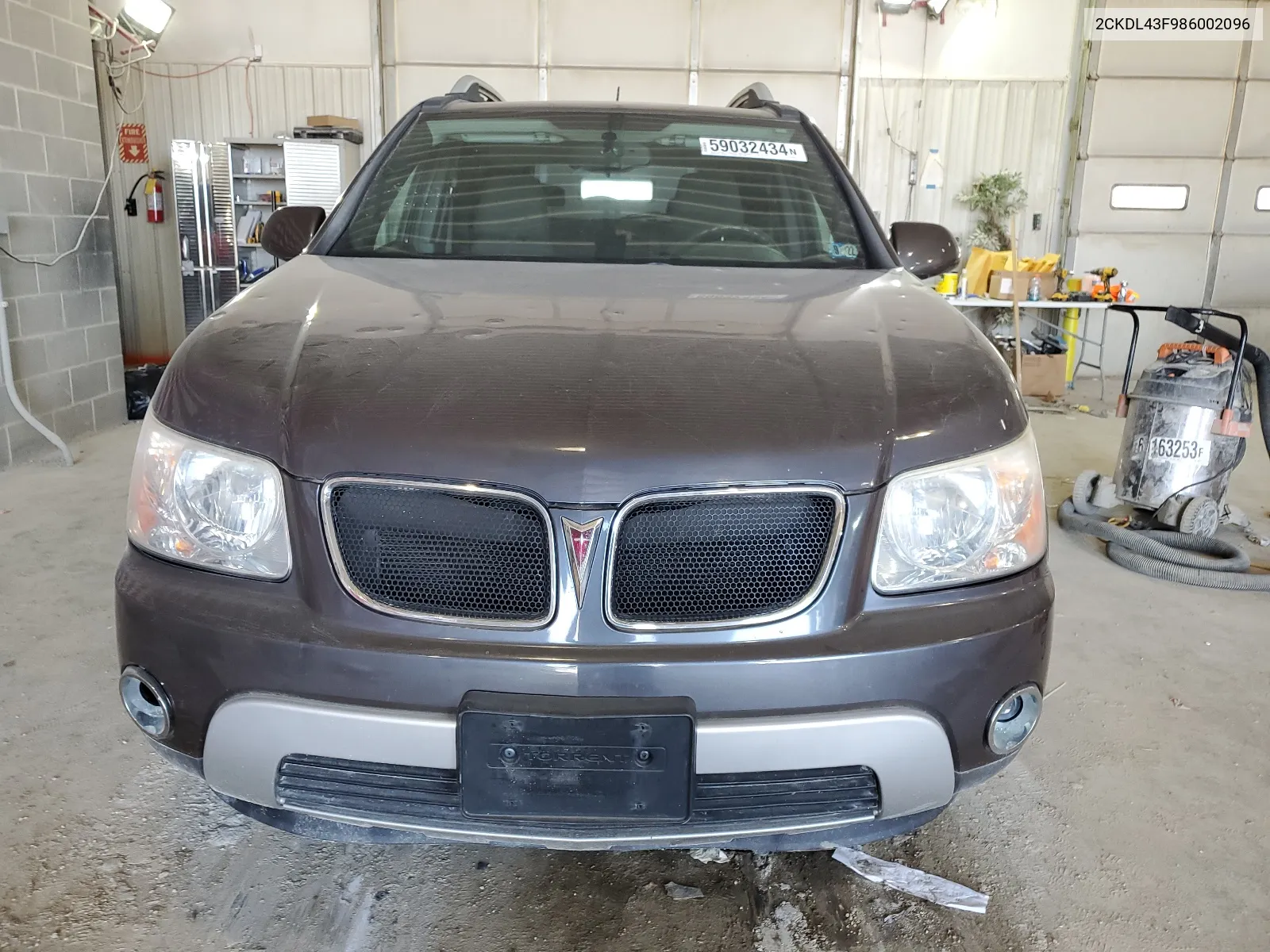 2008 Pontiac Torrent VIN: 2CKDL43F986002096 Lot: 59032434