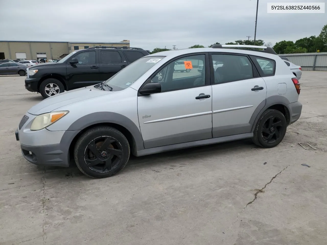 2005 Pontiac Vibe VIN: 5Y2SL63825Z440566 Lot: 51229114