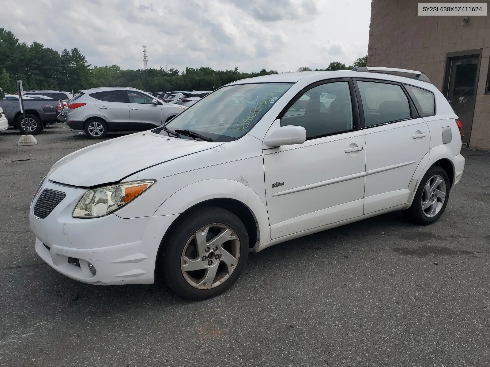 2005 Pontiac Vibe VIN: 5Y2SL638X5Z411624 Lot: 64614604