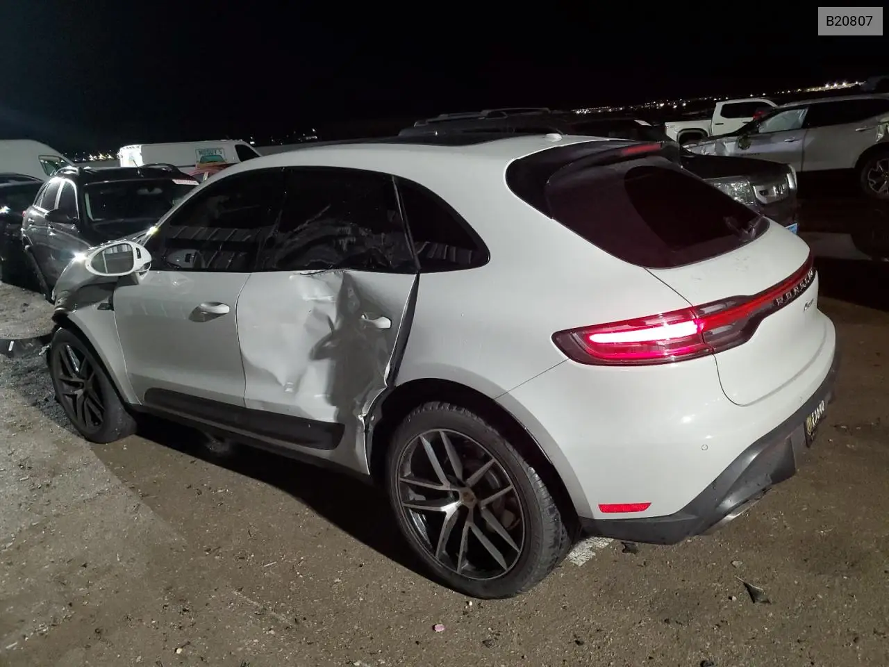 B20807 2023 Porsche Macan Base