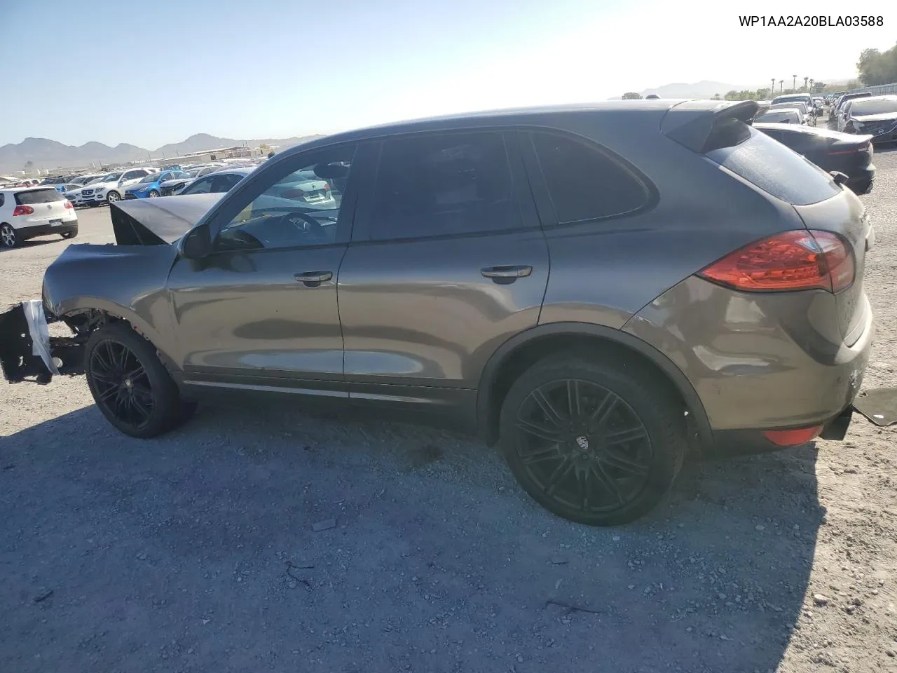 WP1AA2A20BLA03588 2011 Porsche Cayenne