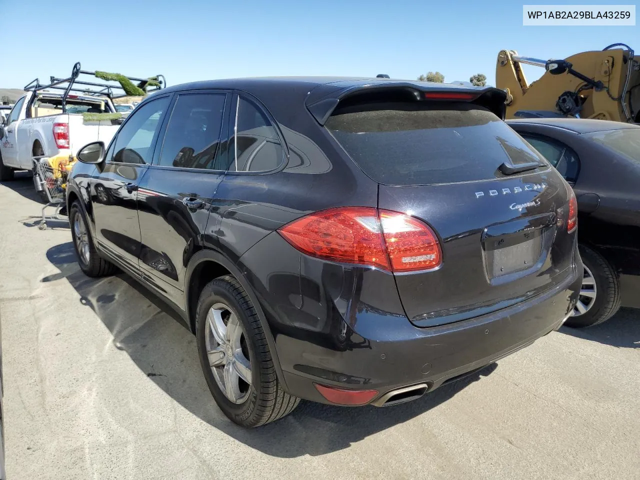 WP1AB2A29BLA43259 2011 Porsche Cayenne S