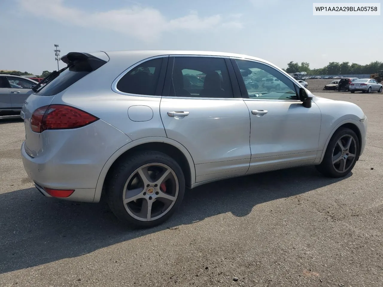 WP1AA2A29BLA05758 2011 Porsche Cayenne