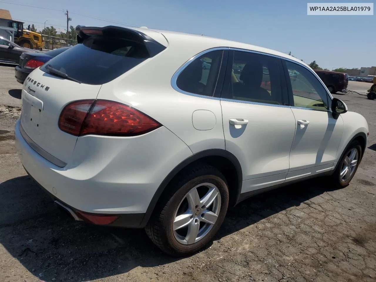 WP1AA2A25BLA01979 2011 Porsche Cayenne