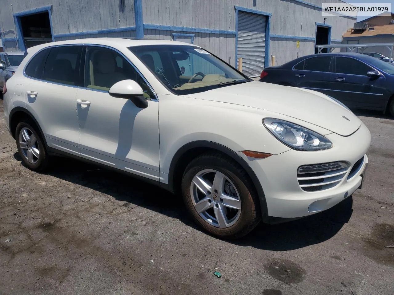 WP1AA2A25BLA01979 2011 Porsche Cayenne