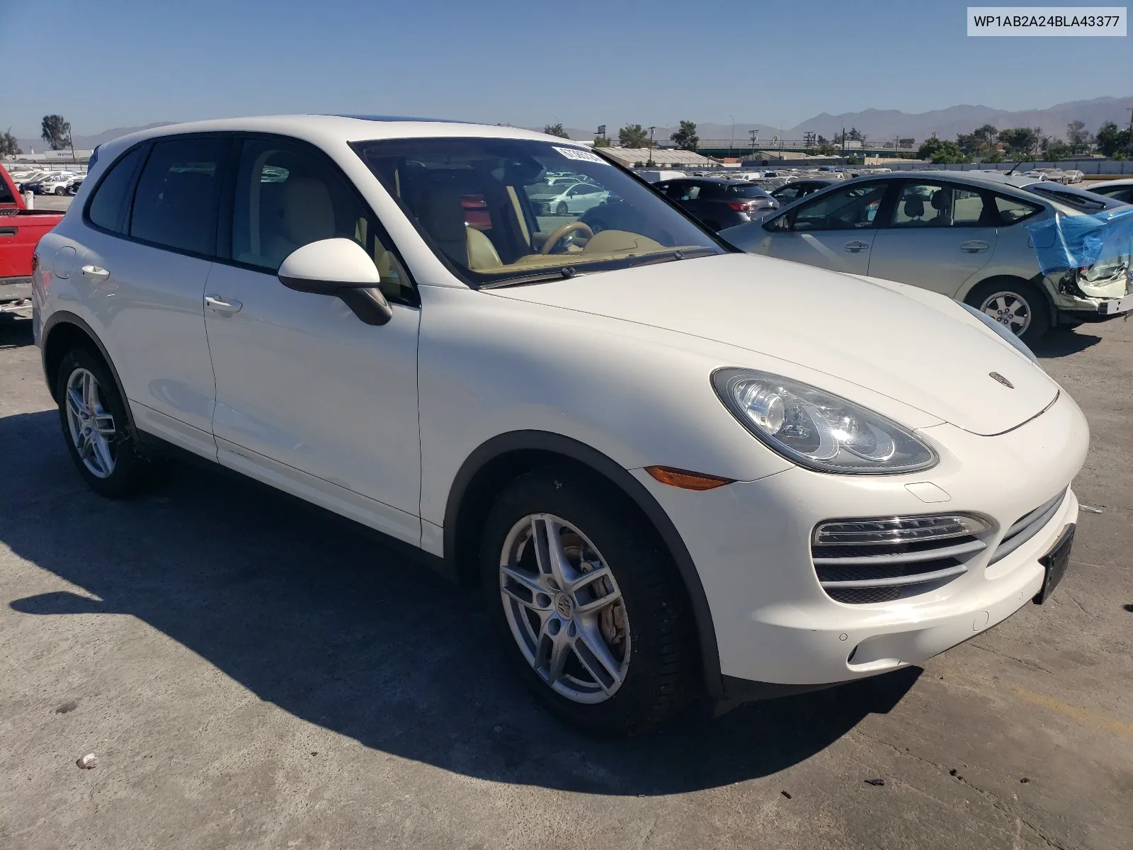 WP1AB2A24BLA43377 2011 Porsche Cayenne S