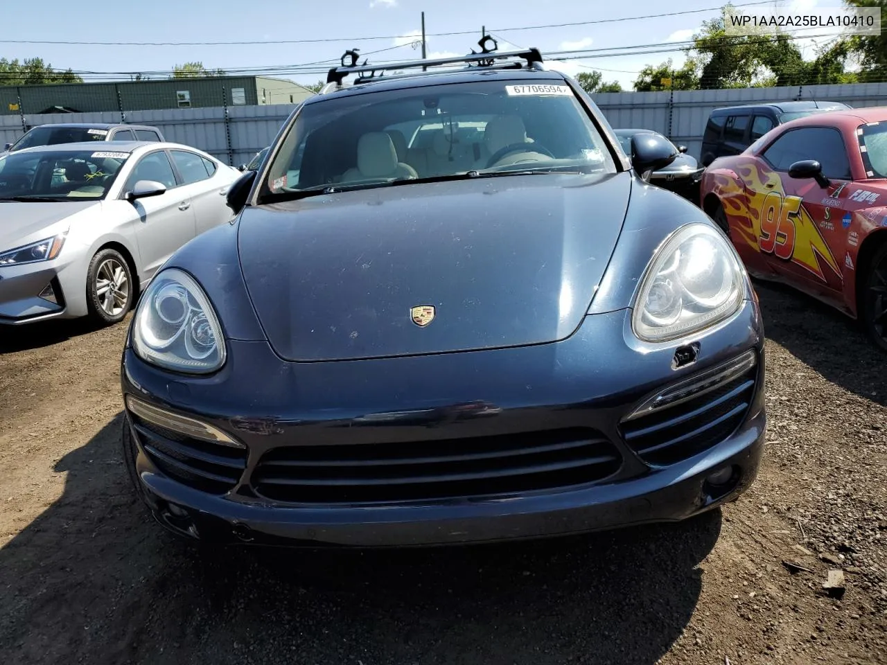 WP1AA2A25BLA10410 2011 Porsche Cayenne