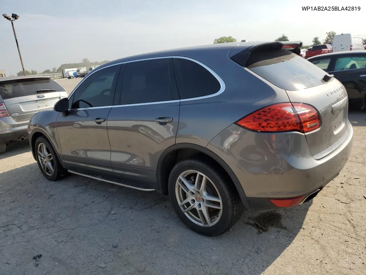 WP1AB2A25BLA42819 2011 Porsche Cayenne S