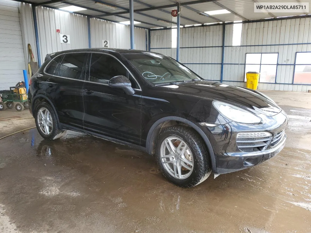 2013 Porsche Cayenne S VIN: WP1AB2A29DLA85711 Lot: 55575554