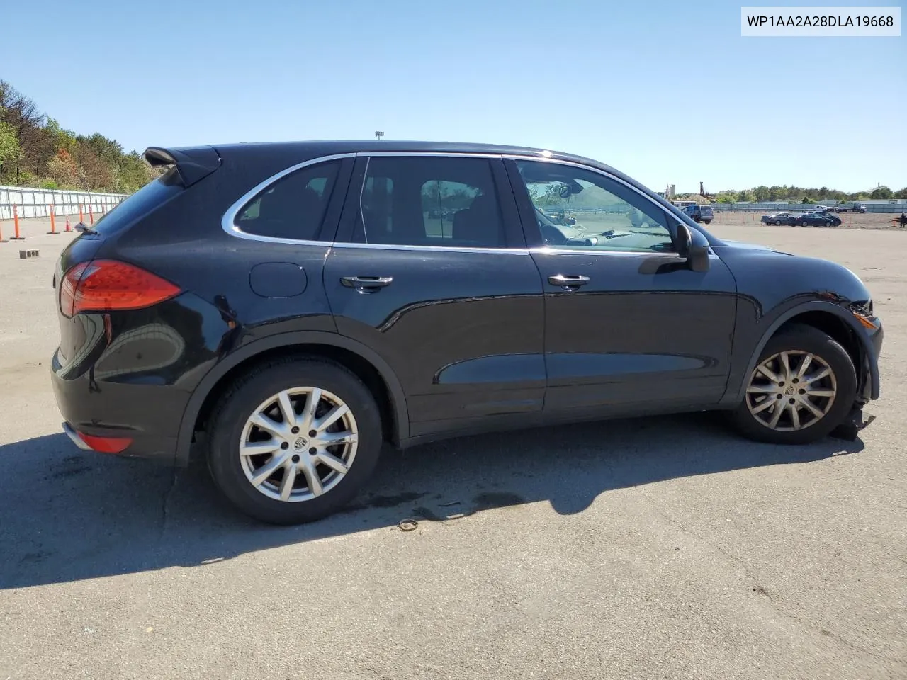 WP1AA2A28DLA19668 2013 Porsche Cayenne