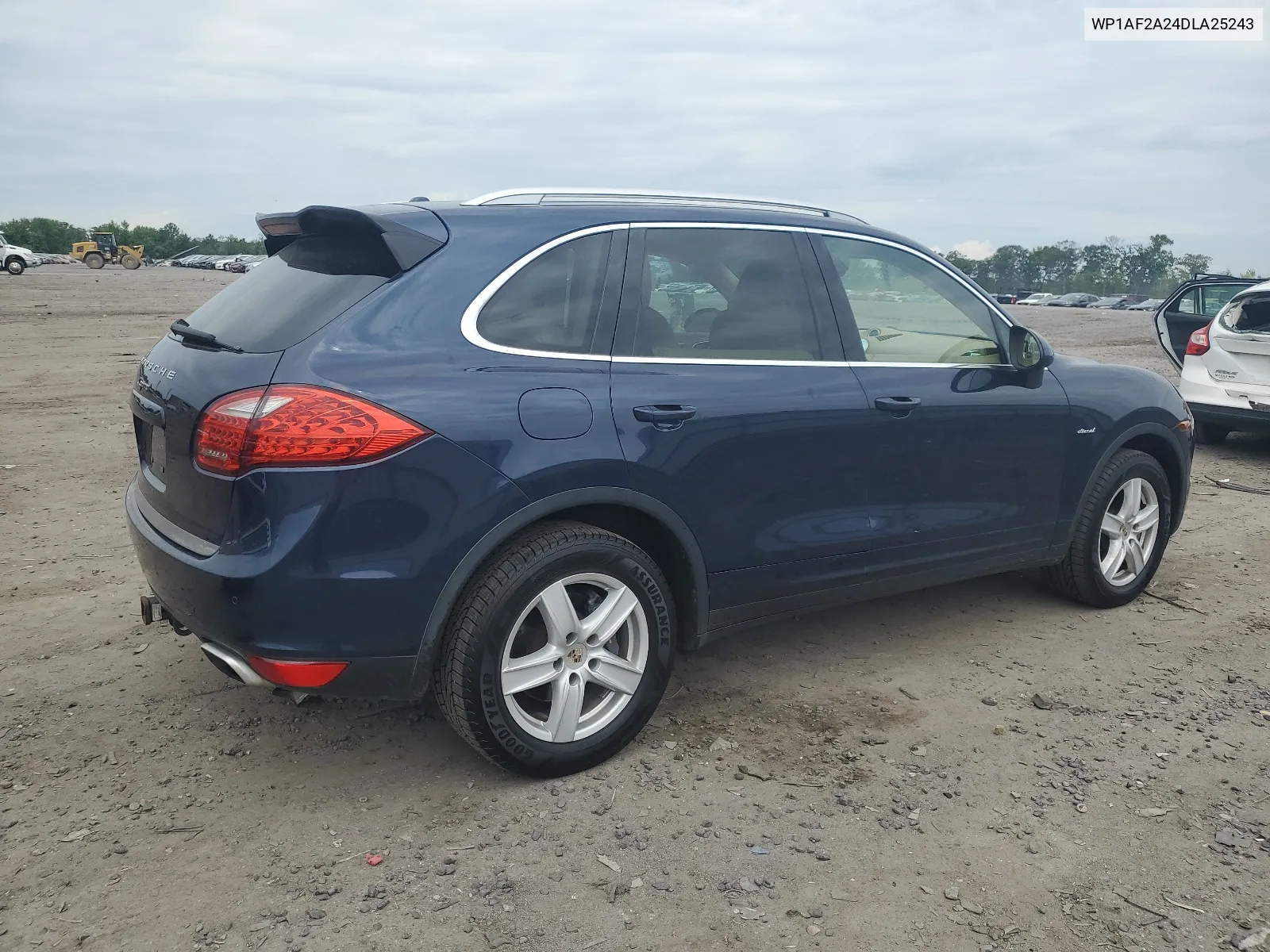 WP1AF2A24DLA25243 2013 Porsche Cayenne