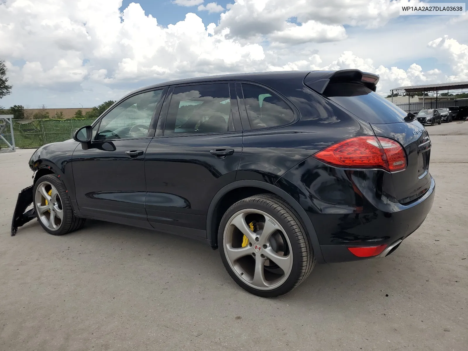 WP1AA2A27DLA03638 2013 Porsche Cayenne