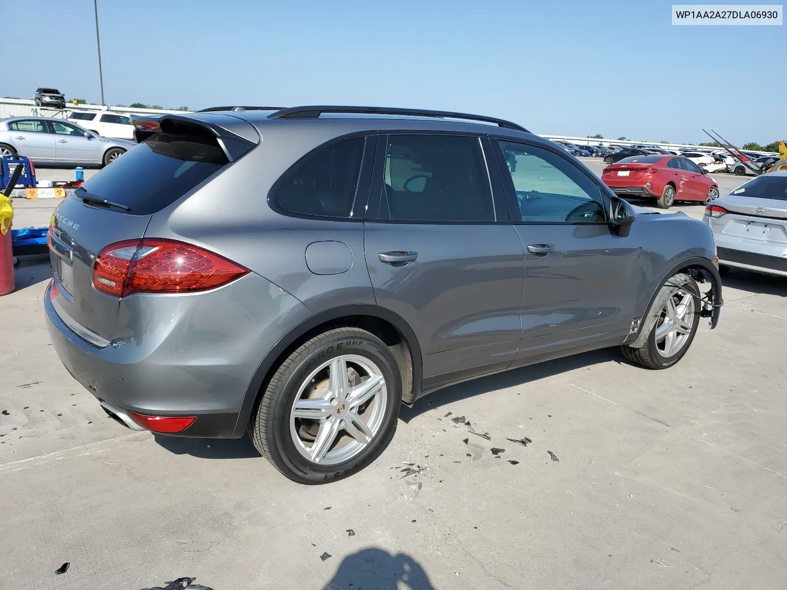 WP1AA2A27DLA06930 2013 Porsche Cayenne