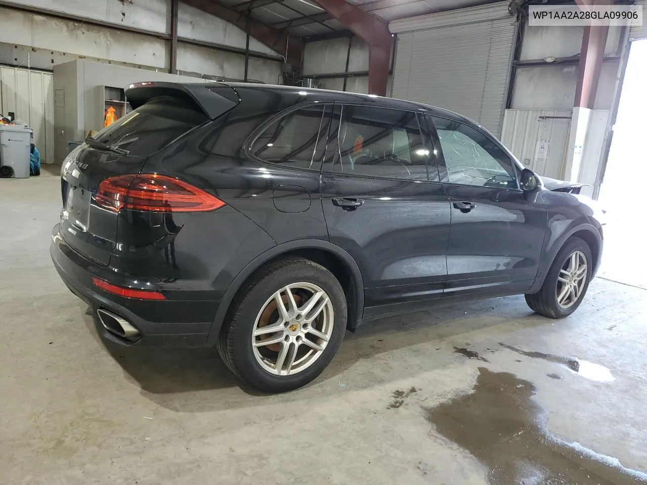 WP1AA2A28GLA09906 2016 Porsche Cayenne