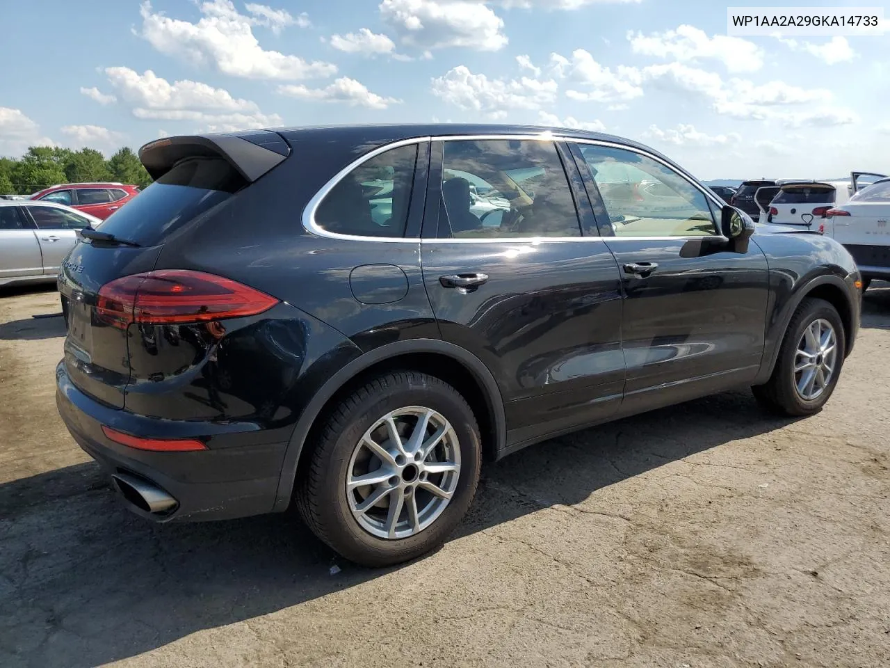 WP1AA2A29GKA14733 2016 Porsche Cayenne