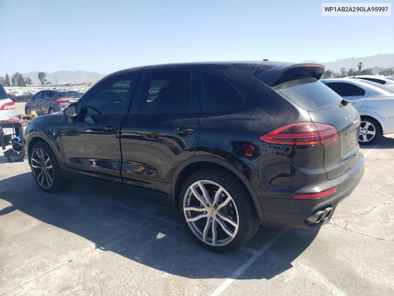 2016 Porsche Cayenne S VIN: WP1AB2A29GLA95997 Lot: 61340584