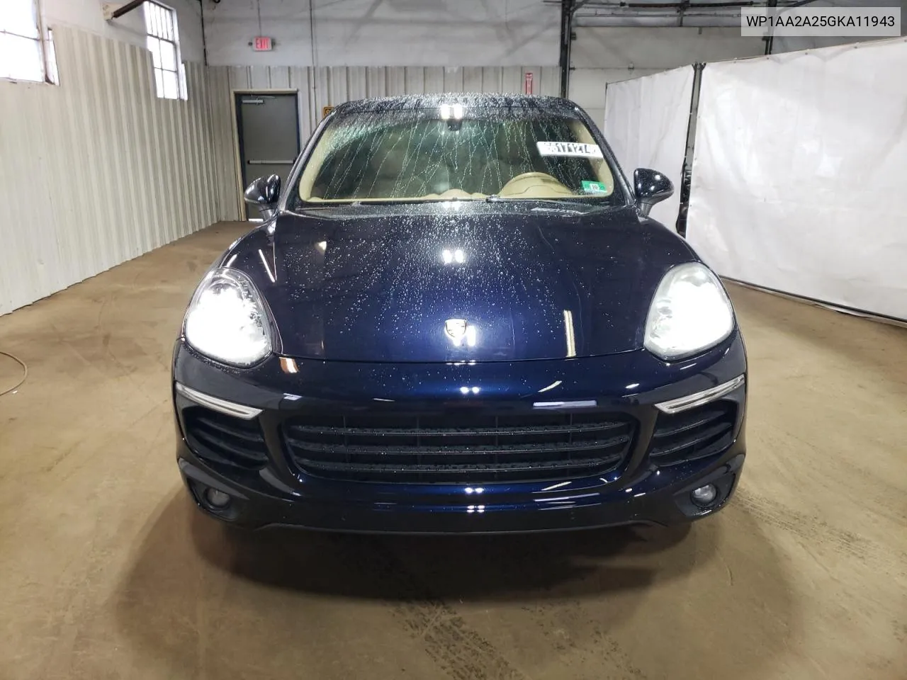 WP1AA2A25GKA11943 2016 Porsche Cayenne