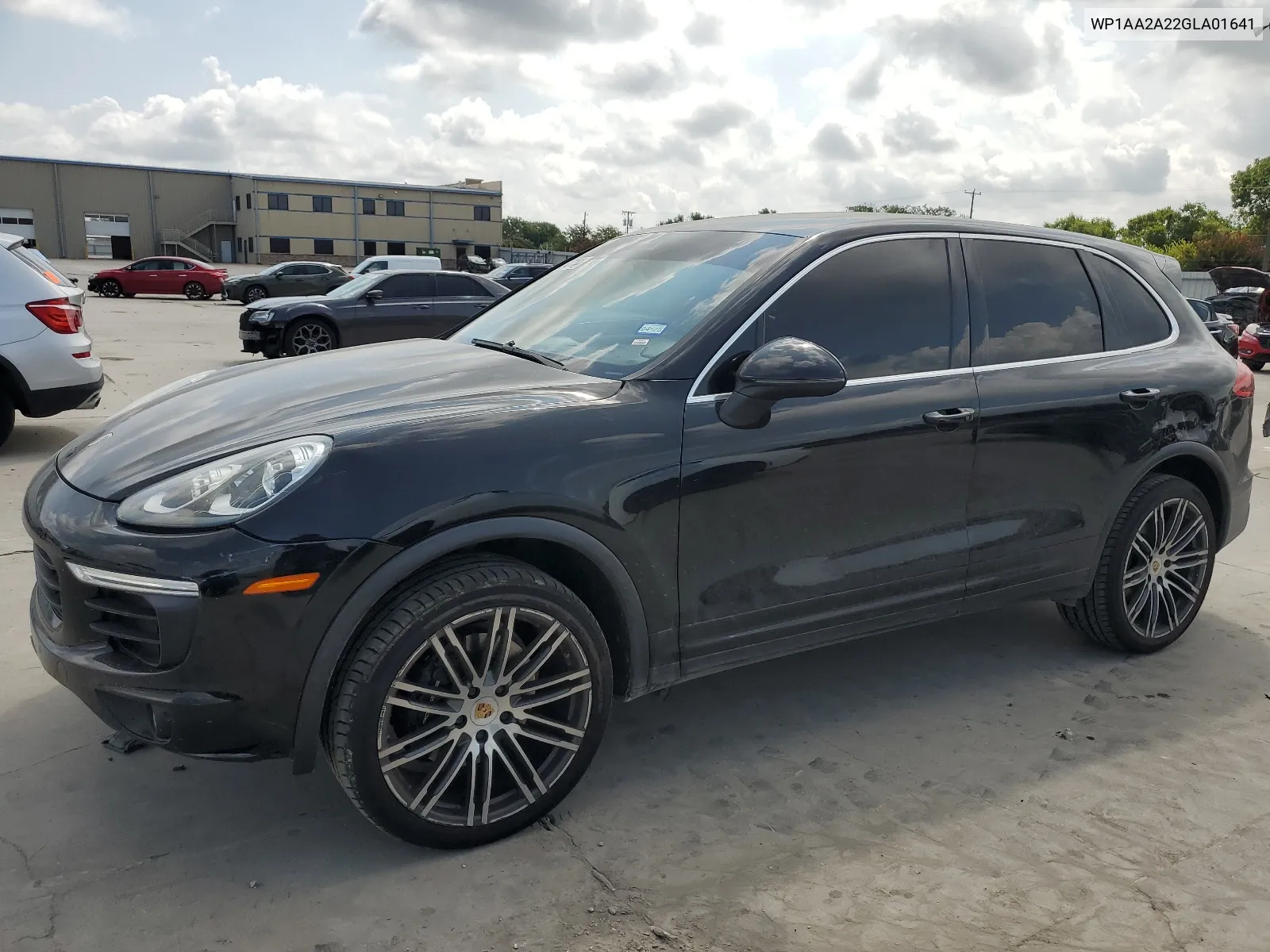 WP1AA2A22GLA01641 2016 Porsche Cayenne