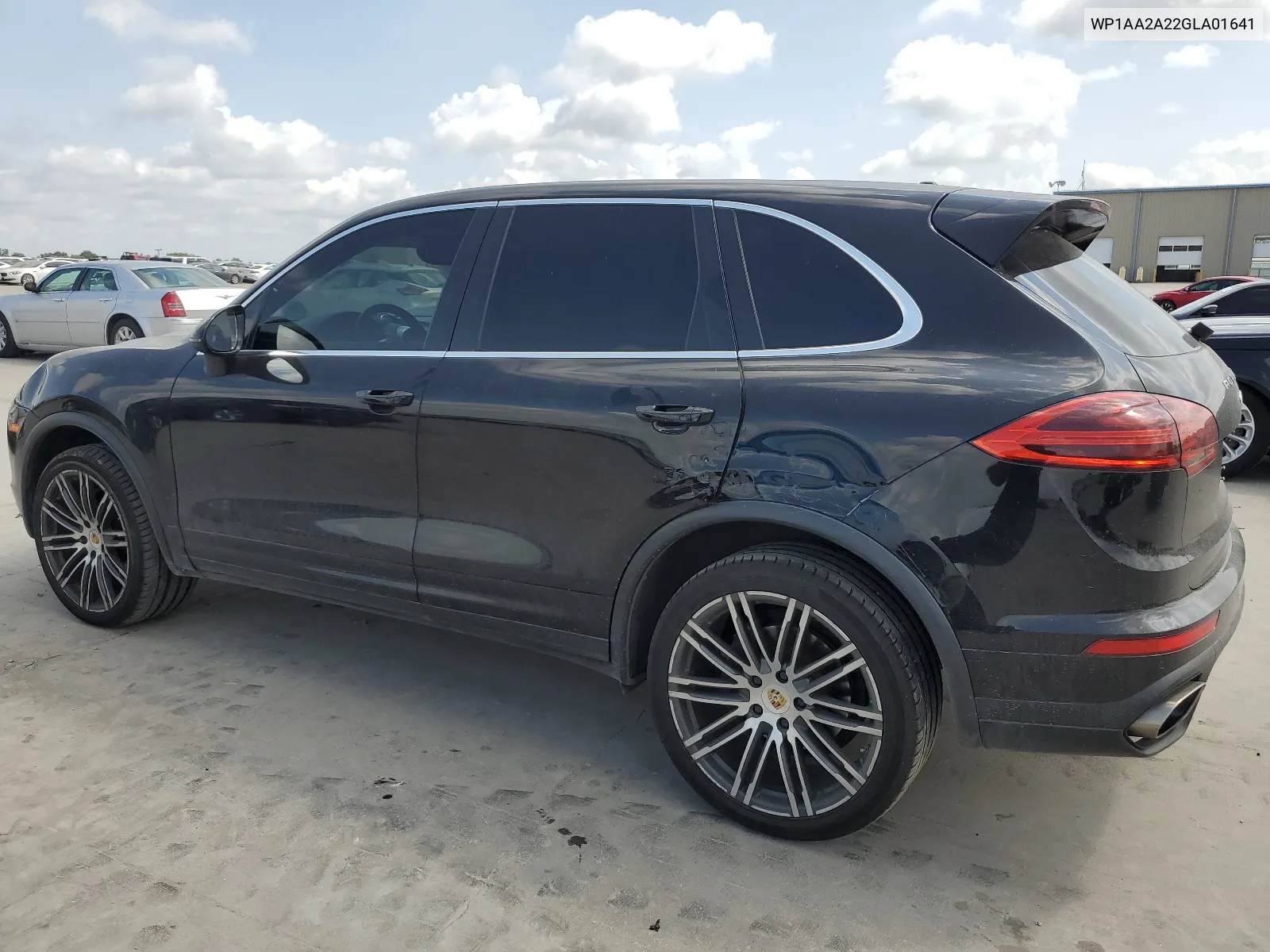 WP1AA2A22GLA01641 2016 Porsche Cayenne