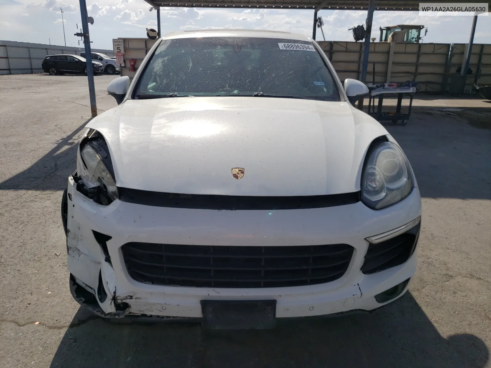 WP1AA2A26GLA05630 2016 Porsche Cayenne