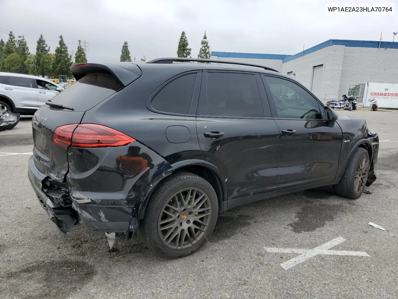 2017 Porsche Cayenne Se Hybrid Platinum VIN: WP1AE2A23HLA70764 Lot: 54957984