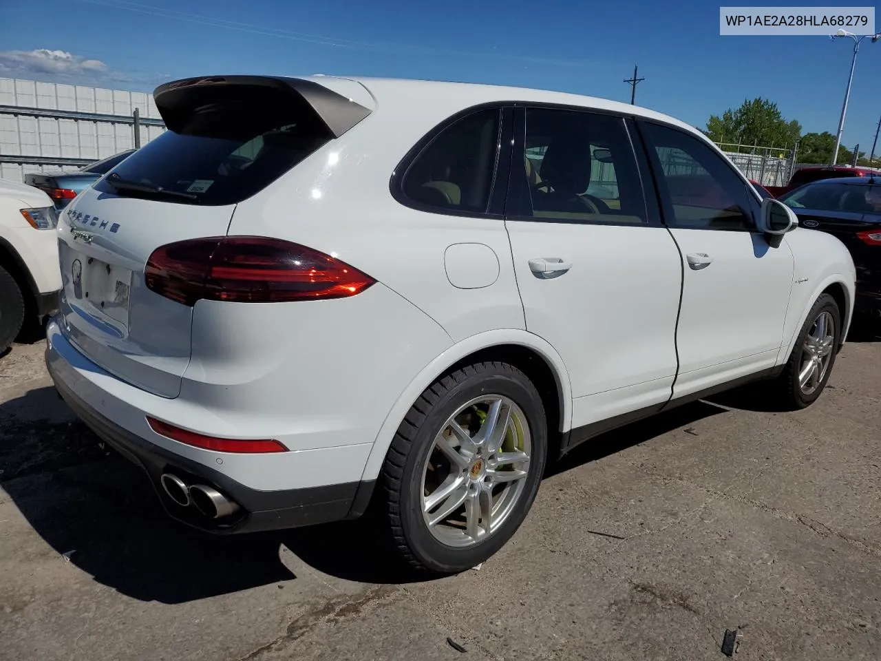 2017 Porsche Cayenne Se Hybrid Platinum VIN: WP1AE2A28HLA68279 Lot: 55202414